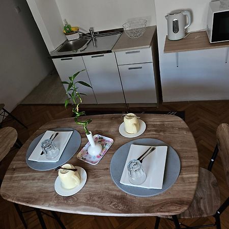 " Bela" Room & Breakfast Ičići Exterior foto