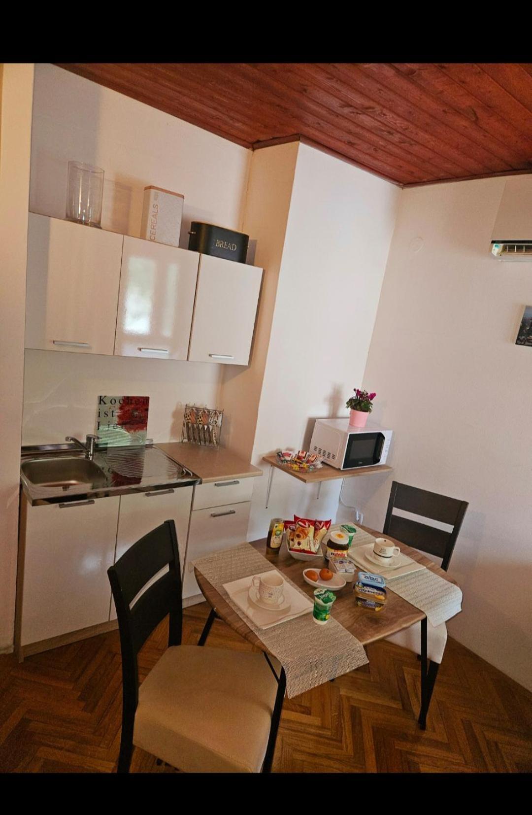" Bela" Room & Breakfast Ičići Exterior foto