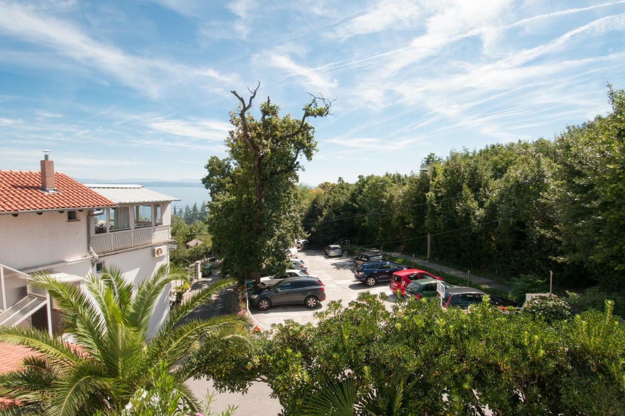 " Bela" Room & Breakfast Ičići Exterior foto